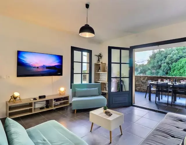 Rocca Bella Escape by the Sea and Vineyards