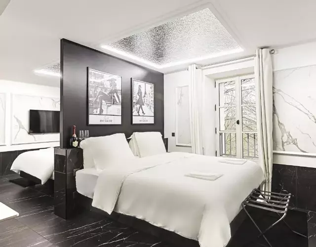 Divine Couture - Suite Rive Gauche