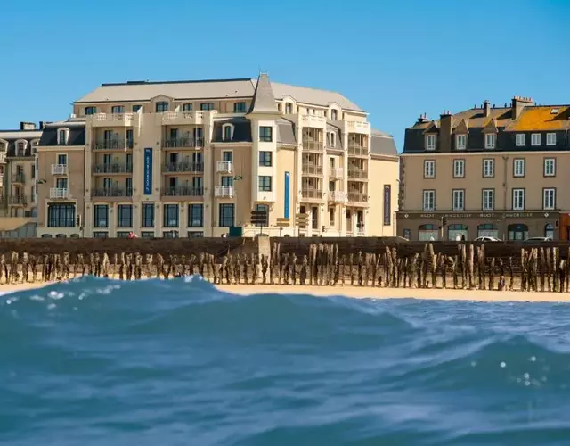Hôtel Le Nouveau Monde