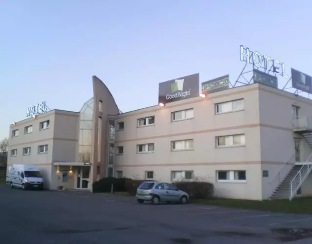 Good Night Hotel
