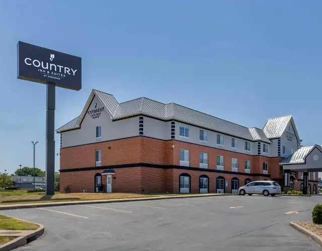 Country Inn & Suites by Radisson, St Peters, MO