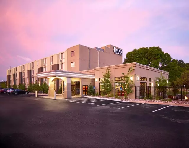 LivINN Hotel St Paul East / Maplewood