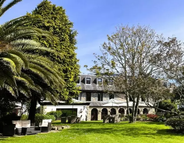 Le Friquet Hotel
