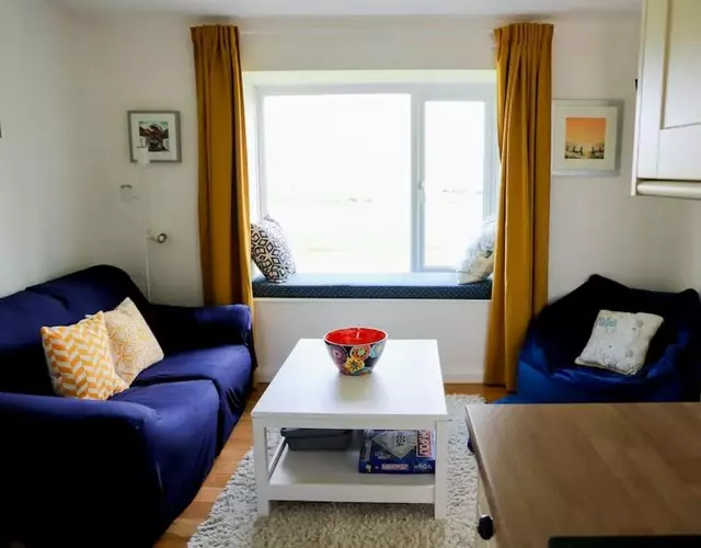 Idyllic rural retreat with one bedroom and parking