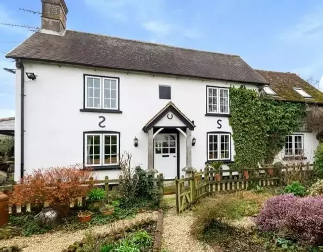 Holdfast Cottage in the heart of The New Forest