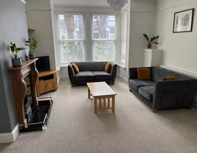 Entire Victorian House 3 bedrooms