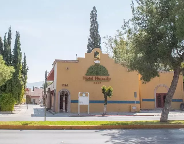 Hotel Huizache