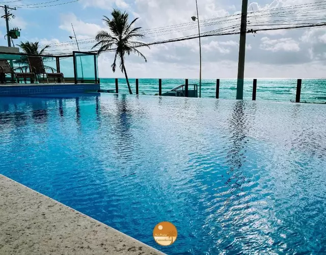 RESIDENCIAL VERANO - Pé na Areia, Piscina Borda Infinita, Vaga de Garagem, Portaria 24 hs