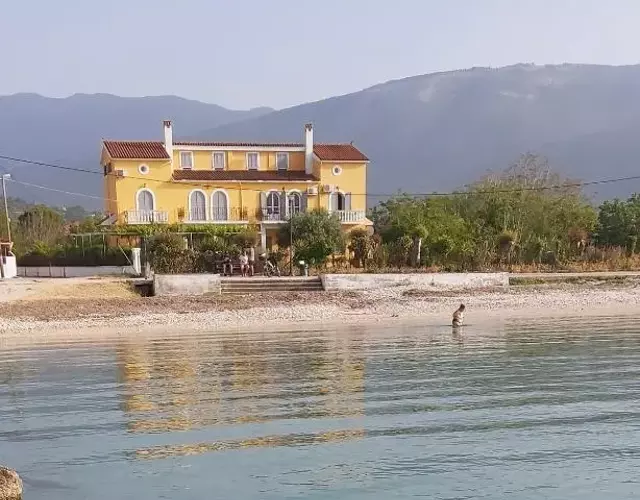 Tilde on the beach, Apts - Sami Kefalonia