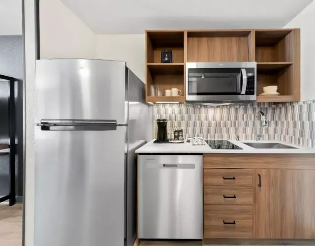 Everhome Suites San Bernardino - Loma Linda