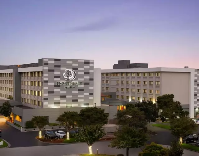 DoubleTree by Hilton San Francisco South Airport Blvd