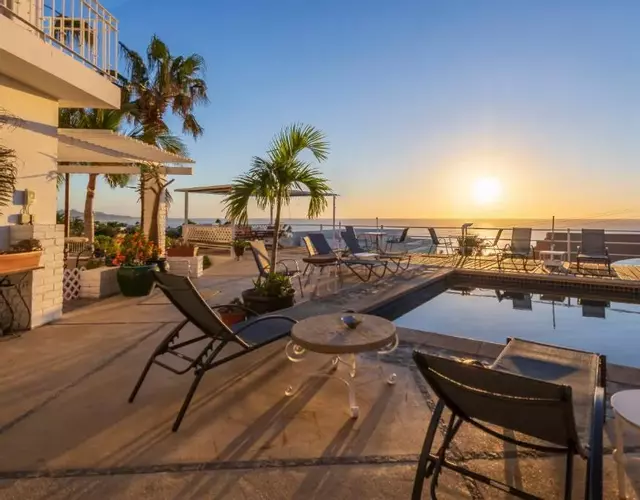 MariaMar Suites