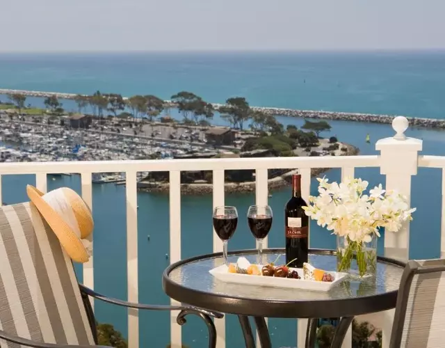 Blue Lantern Inn, A Four Sisters Inn