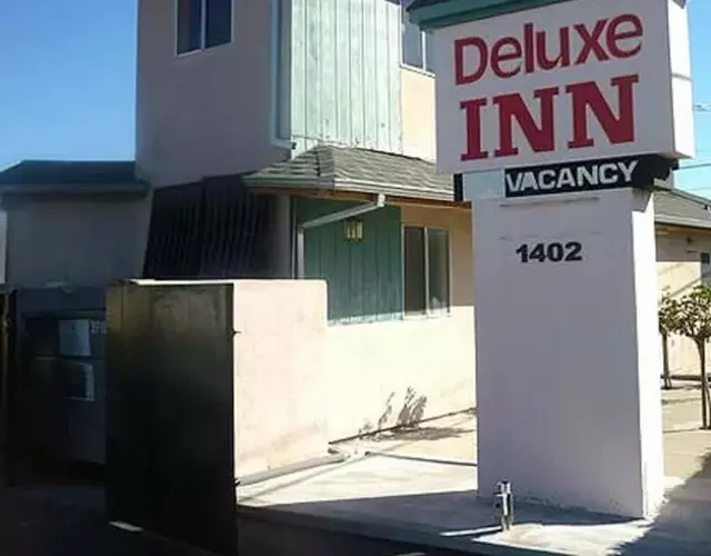 Deluxe Inn Redwood City