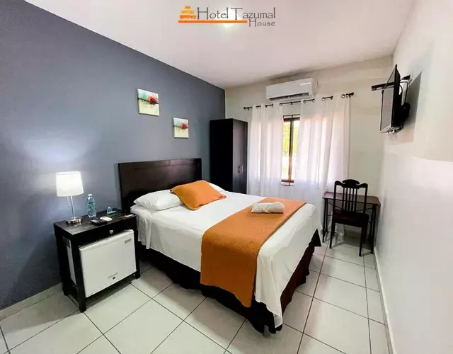 Hotel Tazumal House