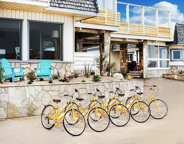 Cambria Beach Lodge
