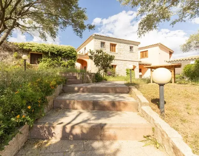 SPLENDIDO APPARTAMENTO SAN TEODORO La Suaredda