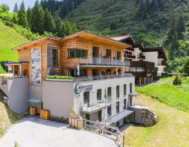 Mondschein Hotel & Chalet Ski-In Ski-Out Luxus am Arlberg