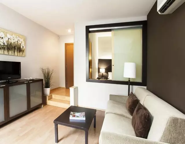 Senator Barcelona Apartments