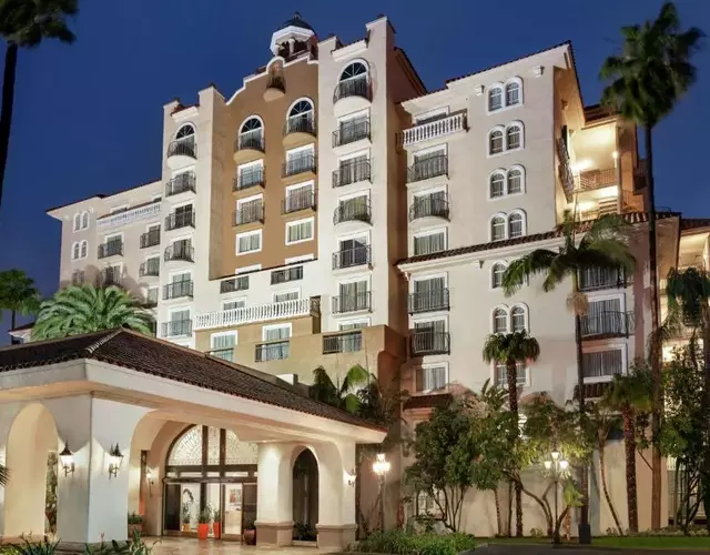 Embassy Suites by Hilton Santa Ana Orange County Airport