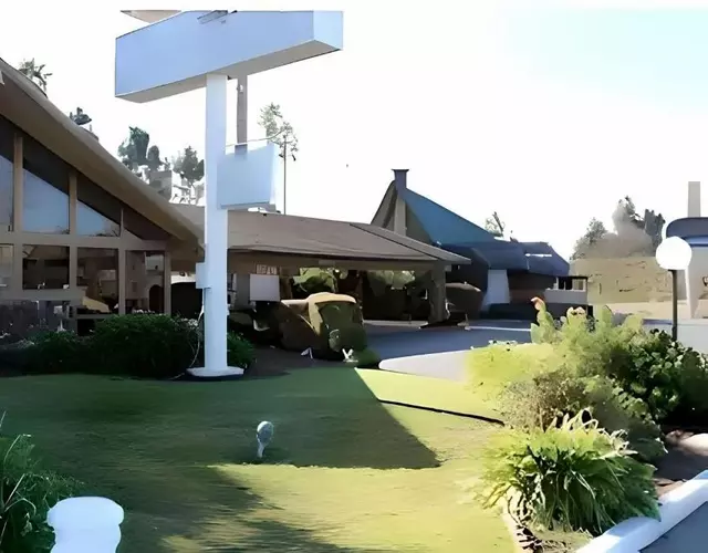 Rodeway Inn