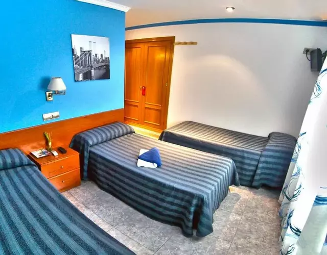 Hostal Apolo Trece
