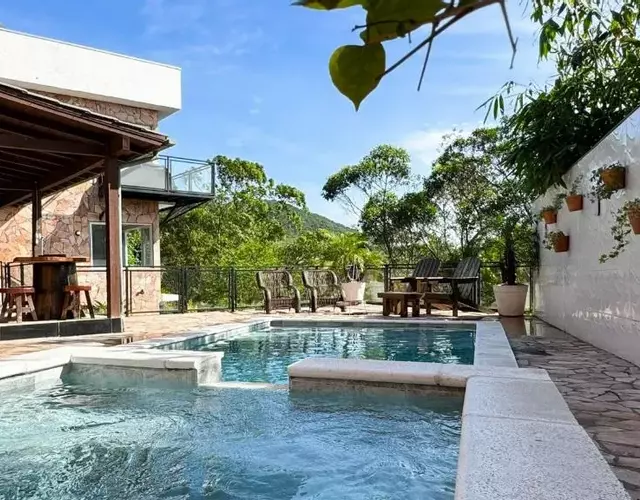 Paraíso Azul do Rosa - IMB004