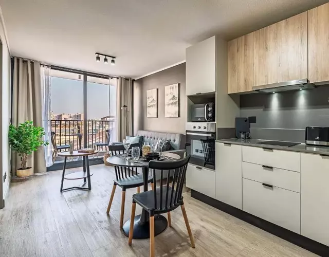 Cama Premium - Piscina - Terraza y Parrilla - GYM - Wi-Fi - Security 24hr - COMPAÑIA