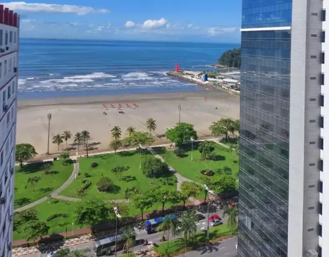 Apartamento frente à praia