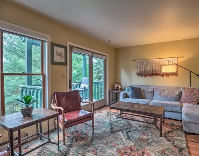 Lake Placid Gem with Patio and Views Less Than 1 Mi to Beach!