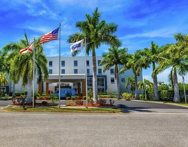 Hampton Inn & Suites Sarasota / Bradenton - Airport