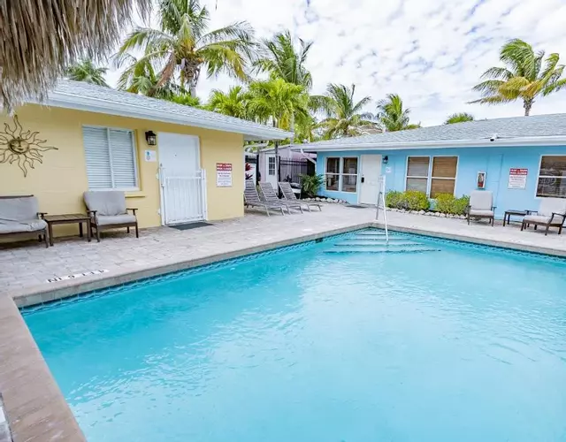 Siesta Key Beachside Villas