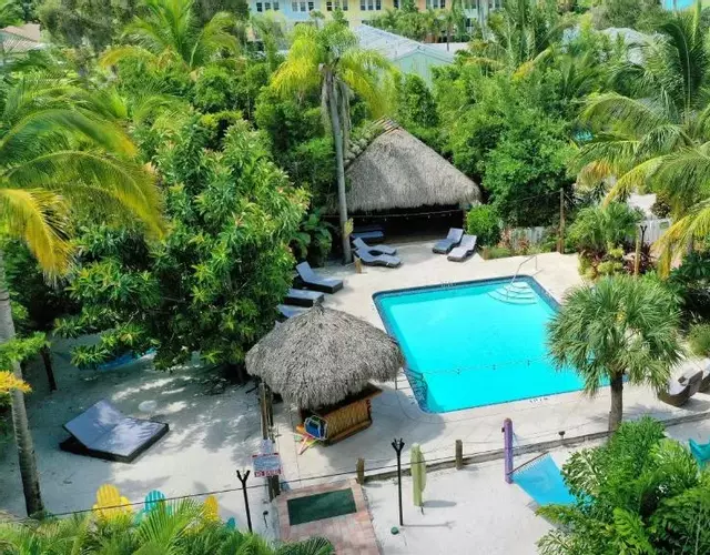 Siesta Key Palms Resort