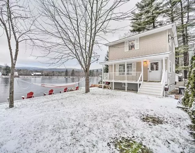 Lake Luzerne Home with Fire Pit on Hudson River