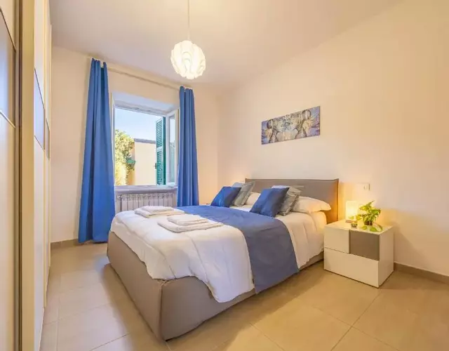 Zinola Beach - Deluxe Apartment - GrandMaison