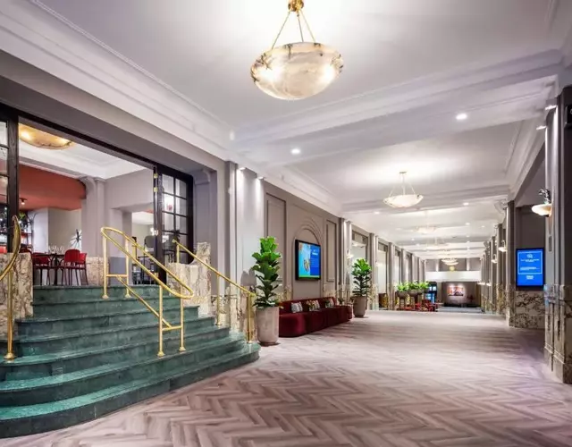 DoubleTree By Hilton Brussels City