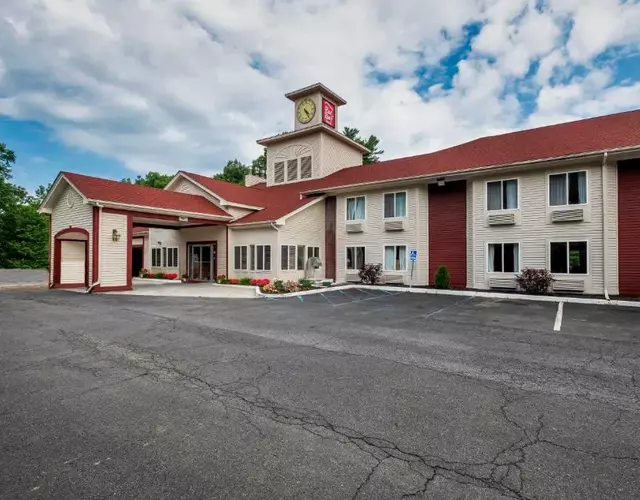 Red Roof Inn Clifton Park