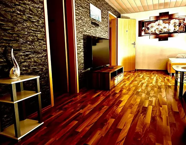 DreamHouse Apartments