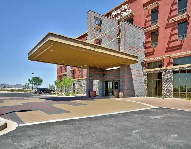 Hampton Inn & Suites Scottsdale at Talking Stick