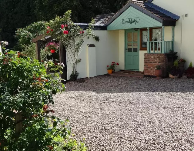 Brook Lodge Country Cottage