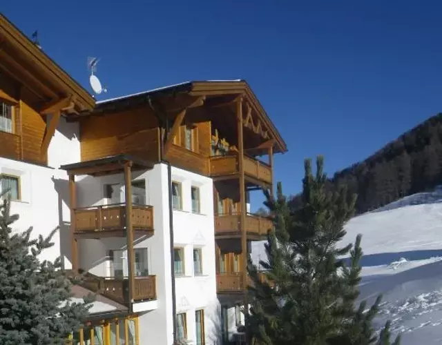 Apart-Garni Motnaida