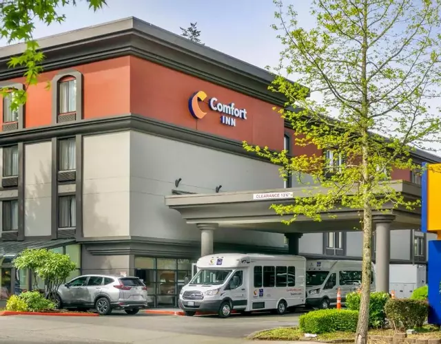 Comfort Inn & Suites Sea-Tac Airport