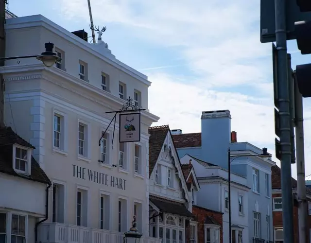 The White Hart - A Heartwood Inn