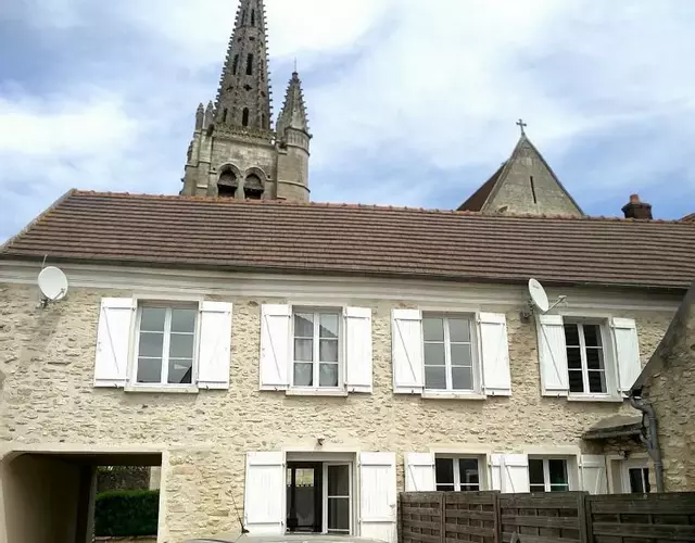Les Fontaines