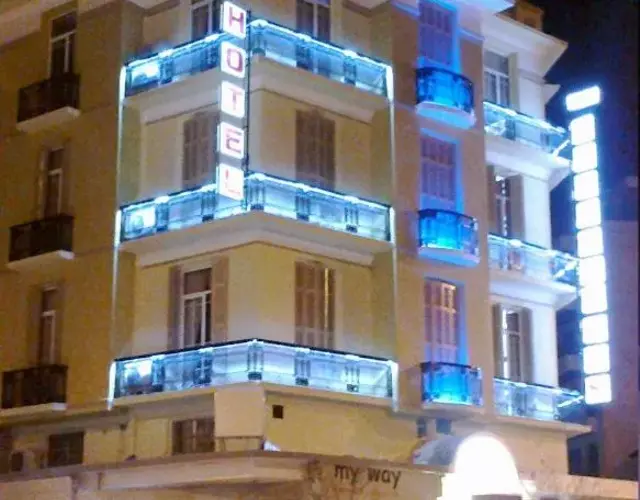 Metropolis Hotel