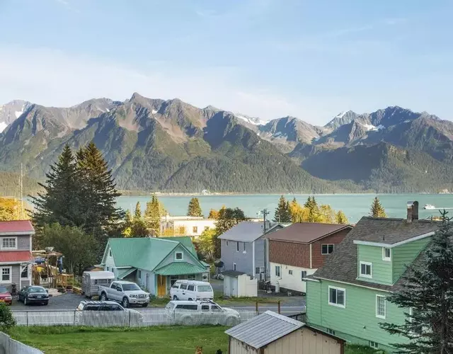 Alaska's Point of View Full Suite