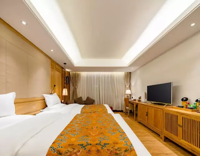 Floral Hotel Shegadan Manor