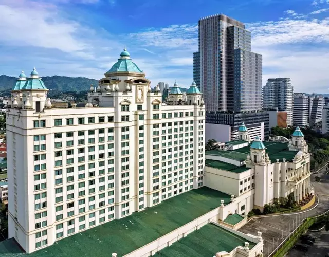 Waterfront Cebu City Hotel & Casino
