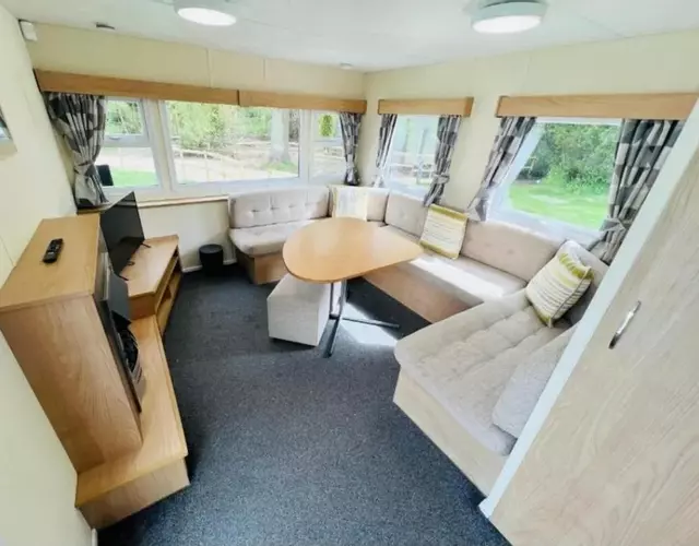 3 bedroom caravan 14 kingsgate