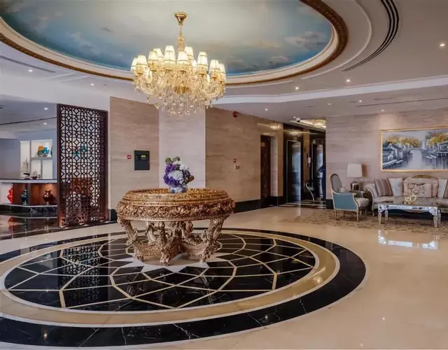 Crystal Plaza Al Majaz Hotel